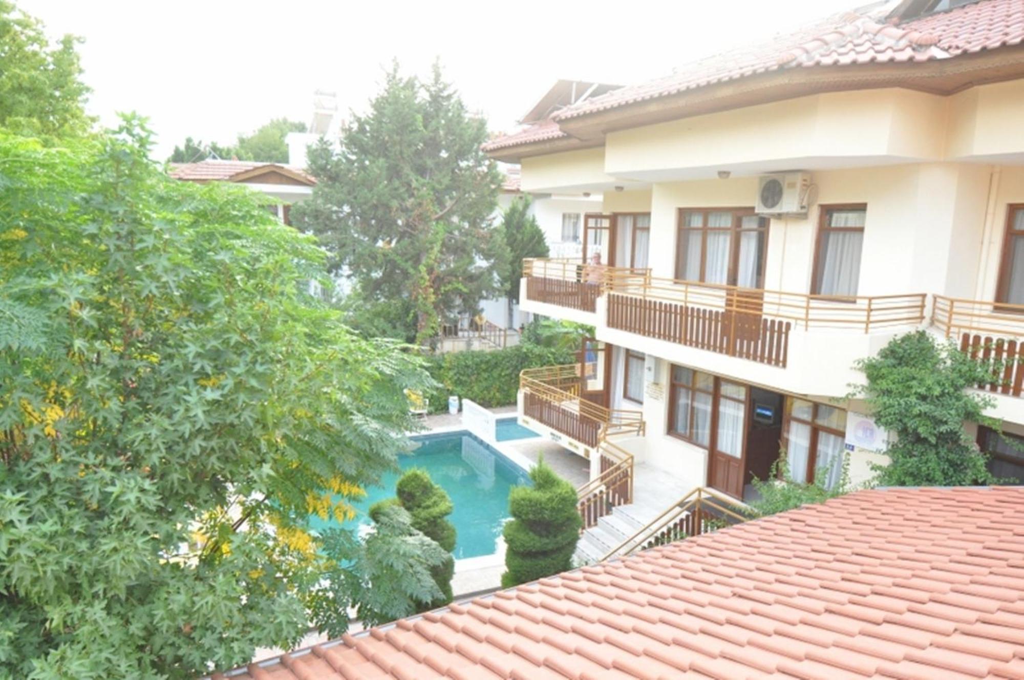 Uestuen Apart Marmaris Exteriör bild