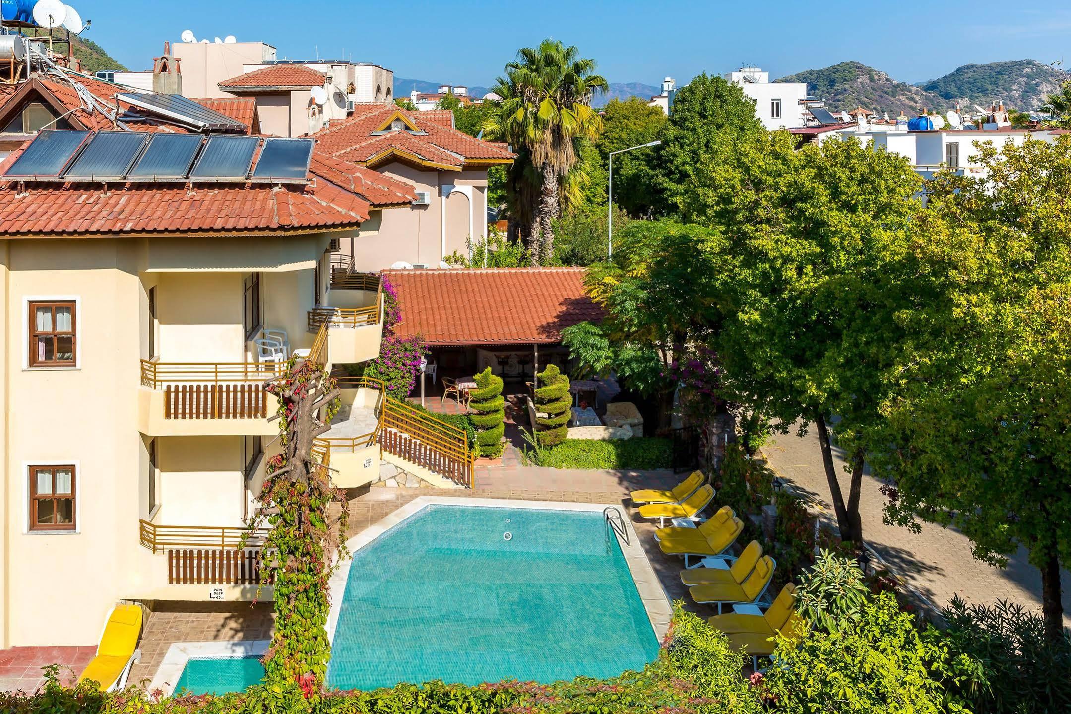 Uestuen Apart Marmaris Exteriör bild